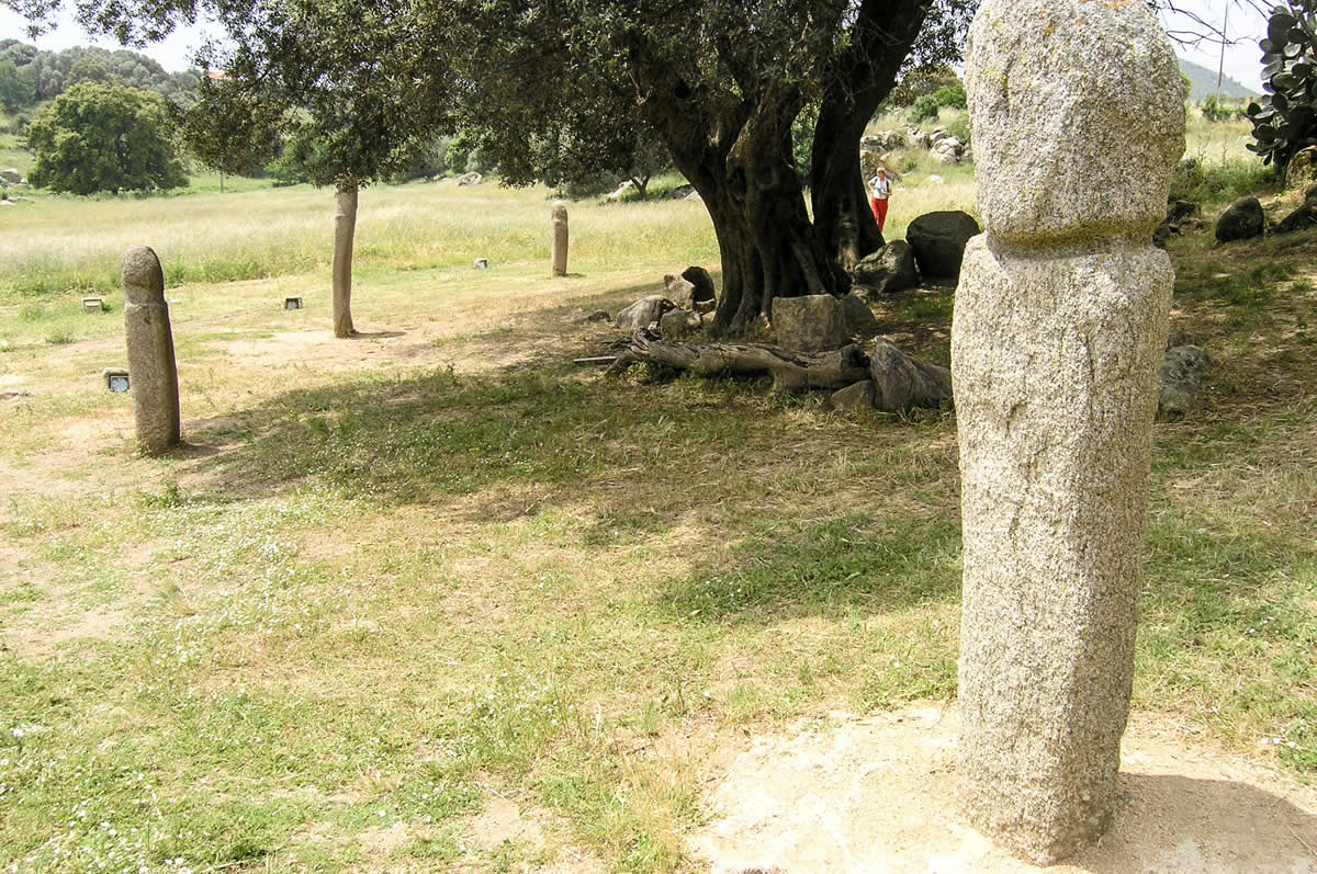 Menhire in der Kultstätte Filitosa
